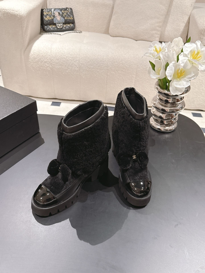 Ch**el boots